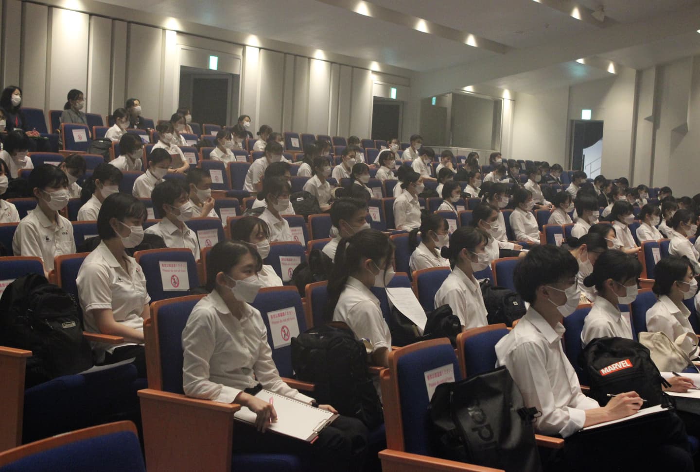 講演会